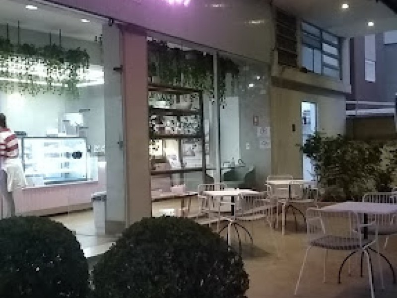 Amor aos Pedaços Rua Pamplona