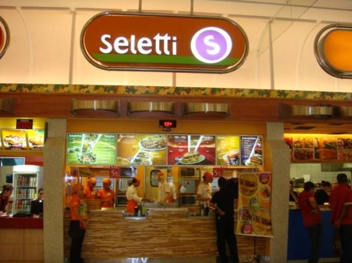 Seletti Shopping Bourbon Pompéia