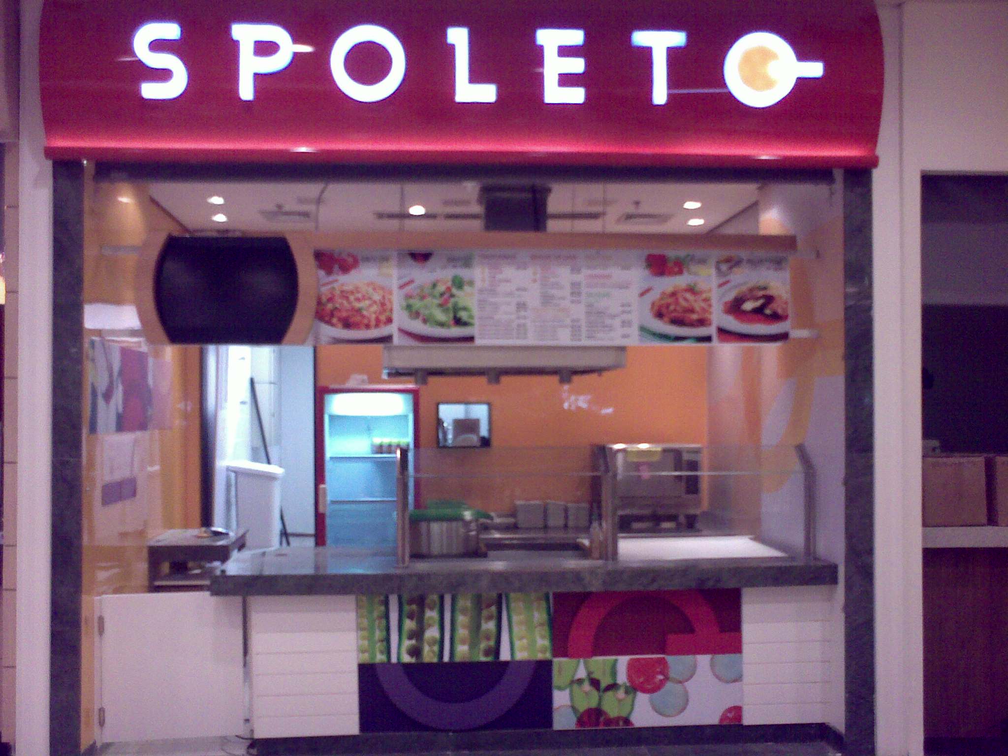 Spoleto Shopping Mais Largo 13